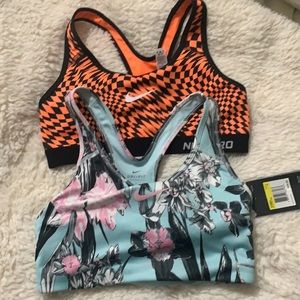 2 Nike DRI-FIT sports bra size M